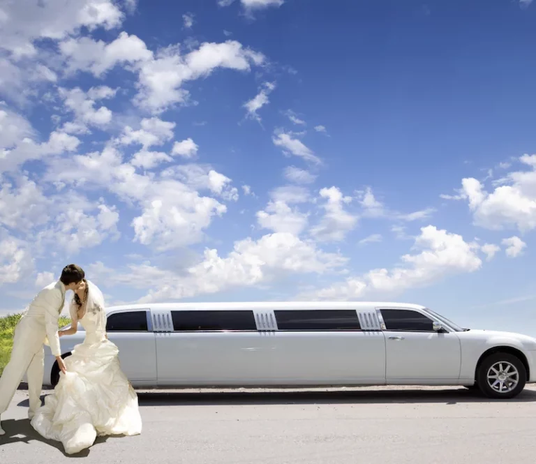 Rent a Limousine For a Wedding in The Bay Area San Francisco- Baylimoz best Rent a Limousine Bay Area