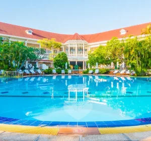 7 Best Napa Valley Hotels with Pools Indulge in Luxury for a Perfect Getaway- Baylimoz limo service